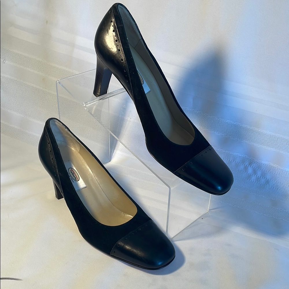 Talbots made in Italy Elegant Black Women's Heels size 8.5 M
